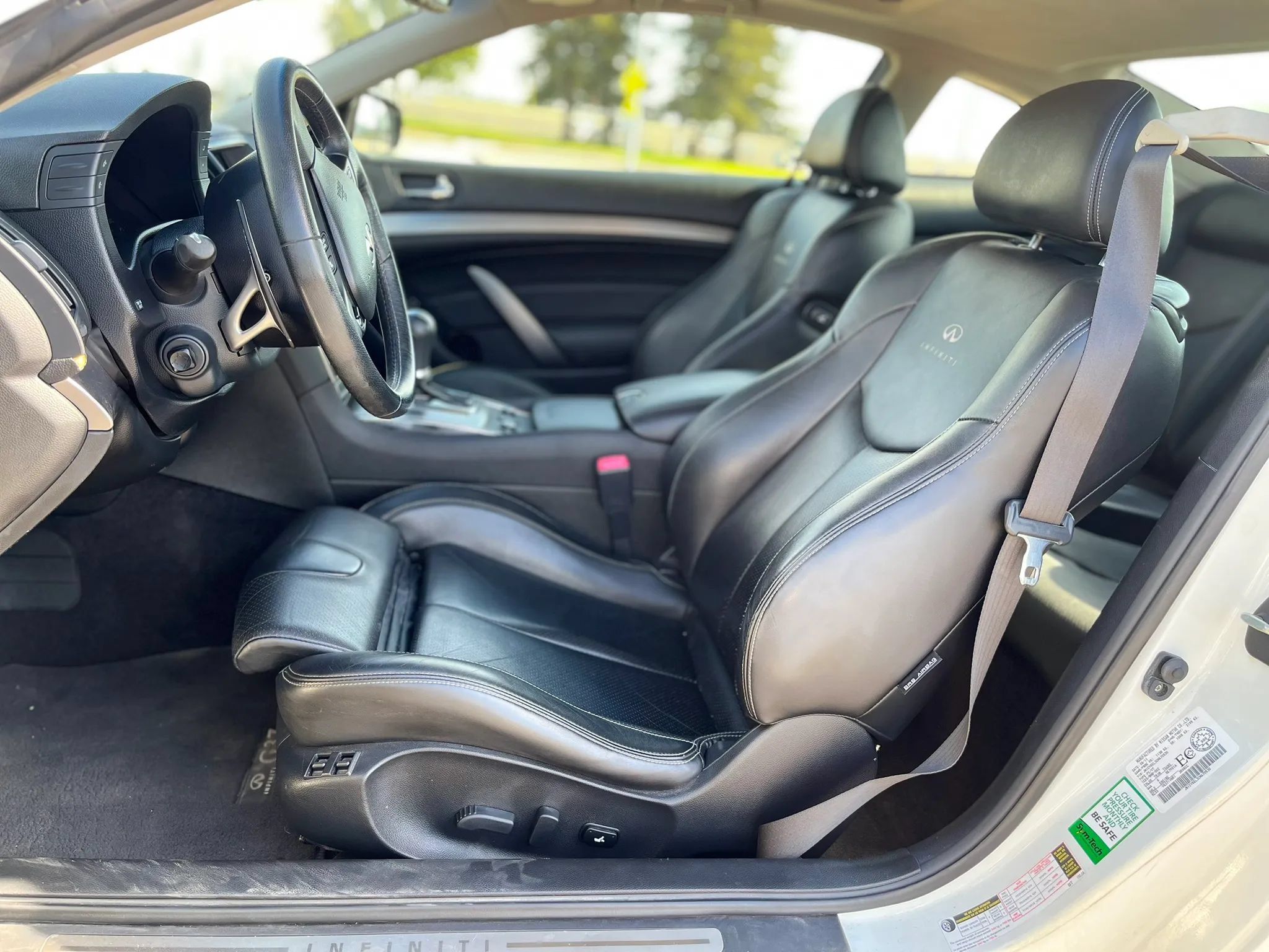 Used 2012 INFINITI G37 x Coupe AWD/4WD image 10