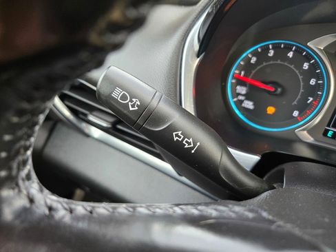 Used 2019 Chevrolet Traverse LT image 22