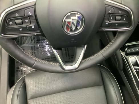 Used 2023 Buick Envision Essence AWD/4WD image 15