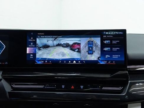 Certified 2026 BMW 530i xDrive AWD/4WD image 17