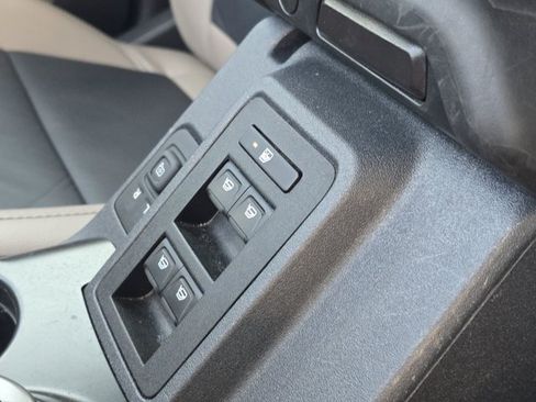 Used 2023 Ford Bronco Wildtrak AWD/4WD image 25
