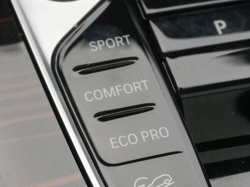 Certified 2026 BMW X7 xDrive40i image 30