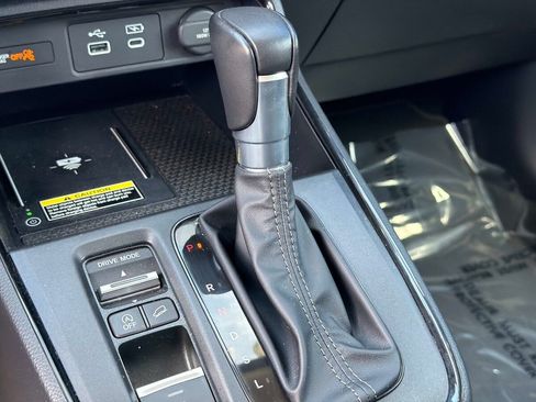 Used 2025 Honda CR-V EX-L image 24