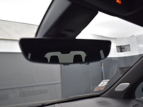 Used 2023 Cadillac XT6 Sport w/ Technology Package image 17