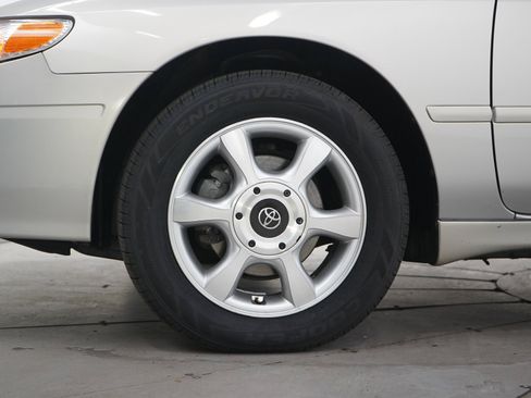 Used 2001 Toyota Solara SLE FWD image 25