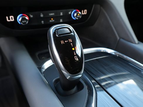 Used 2020 Buick Enclave Preferred image 26