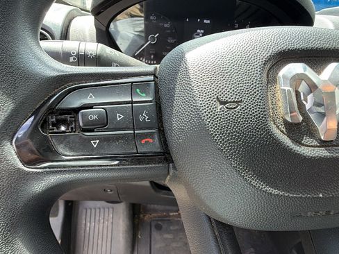 Used 2024 RAM ProMaster 2500 w/ Convenience Group FWD image 23