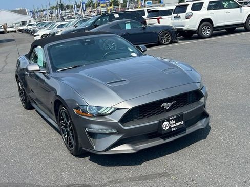 Used 2022 Ford Mustang Premium RWD image 7