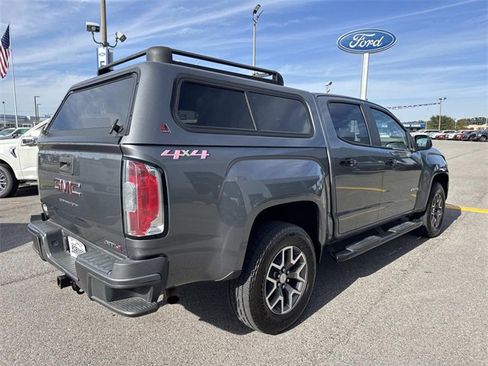 Used 2022 GMC Canyon AT4 image 5