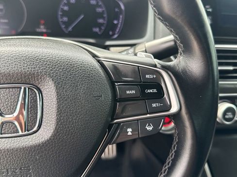 Used 2019 Honda Accord Sport image 11