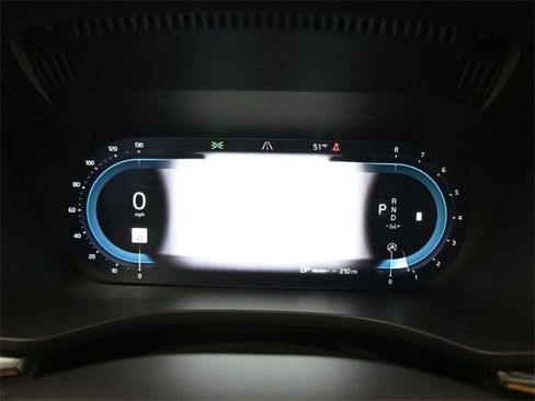 Used 2023 Volvo XC60 B5 Ultimate w/ Climate Package image 27