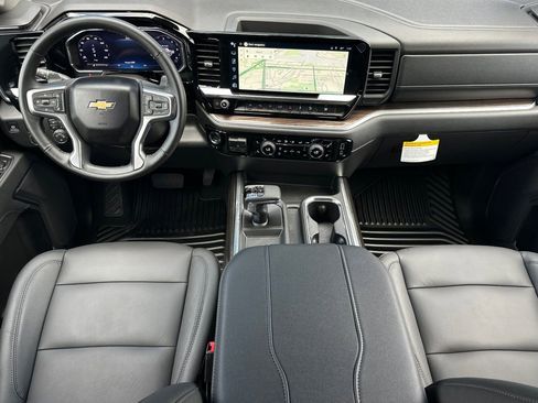 New 2026 Chevrolet Silverado 1500 LT w/ Z71 Off-Road Package image 13