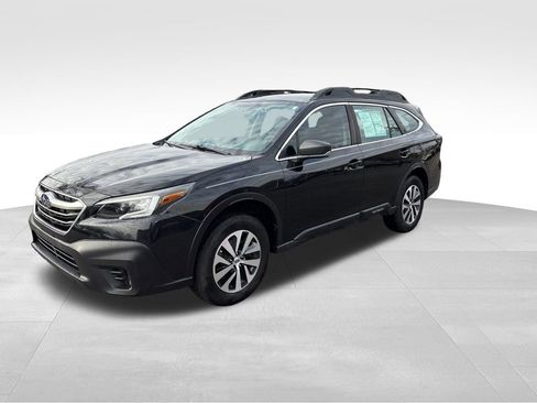 Used 2020 Subaru Outback 2.5i image 3