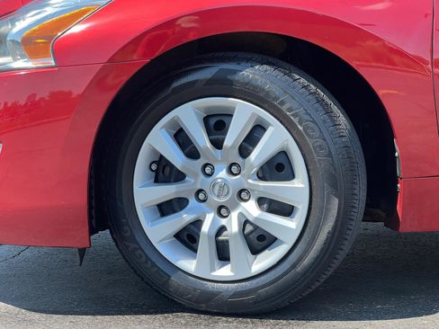 Used 2014 Nissan Altima 2.5 S FWD image 43
