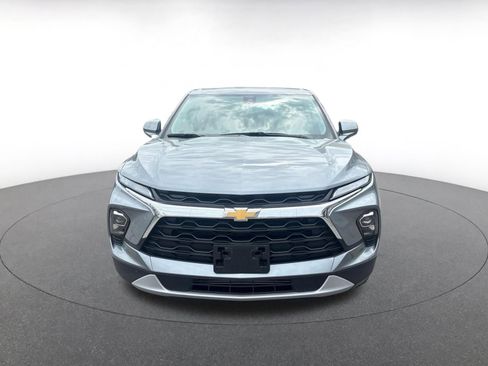 Used 2025 Chevrolet Blazer LT FWD image 5