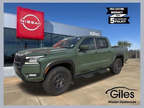 Used 2025 Nissan Frontier PRO-4X image 1