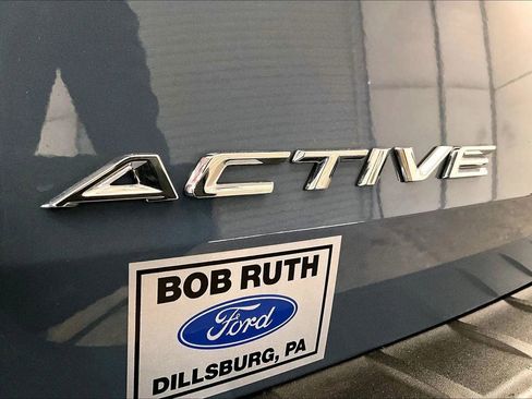 Certified 2025 Ford Explorer Active image 13