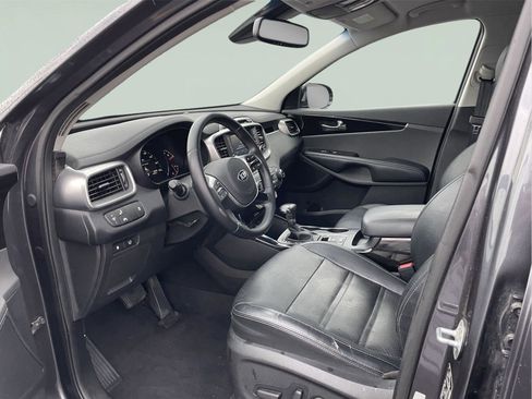 Used 2019 Kia Sorento EX AWD/4WD image 13