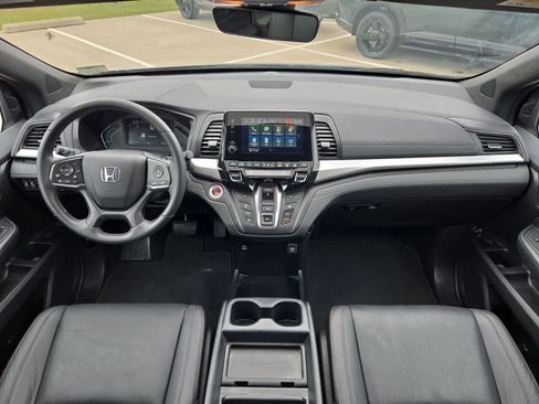 Used 2023 Honda Odyssey Sport image 13