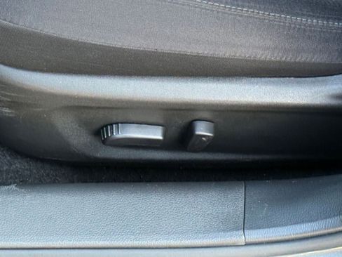 Used 2025 Nissan Altima 2.5 SV FWD image 22
