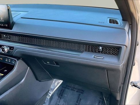 Certified 2025 Honda CR-V Sport-L image 18