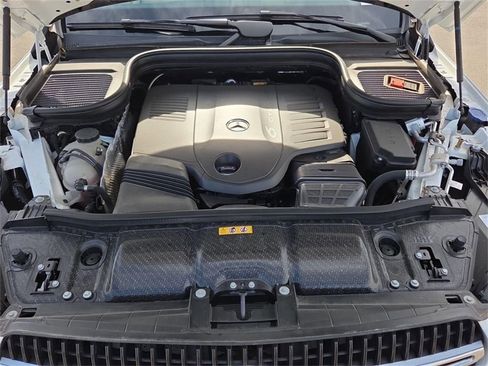 Used 2024 Mercedes-Benz GLE 450 4MATIC image 10