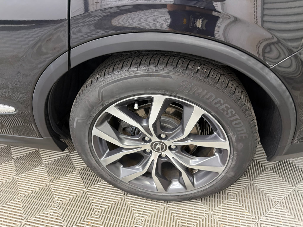 Used 2022 Acura MDX w/ Technology Package FWD image 22