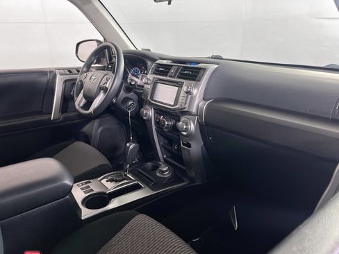 Used 2019 Toyota 4Runner SR5 image 26