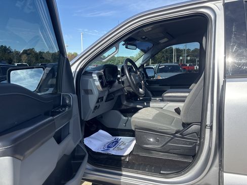 Used 2021 Ford F150 XLT w/ Equipment Group 301A Mid image 10