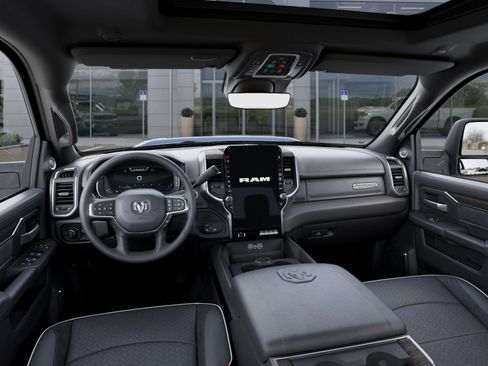 New 2026 RAM 2500 Laramie AWD/4WD image 14