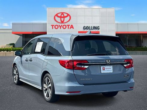 Used 2023 Honda Odyssey Touring image 4