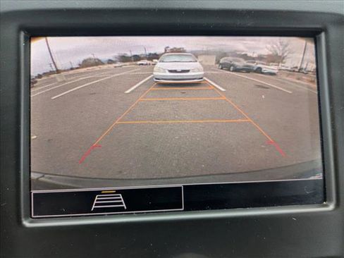 Used 2023 Chevrolet Equinox LT image 13