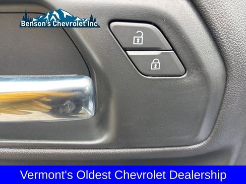 New 2026 Chevrolet Silverado 1500 W/T w/ WT Value Package AWD/4WD image 15