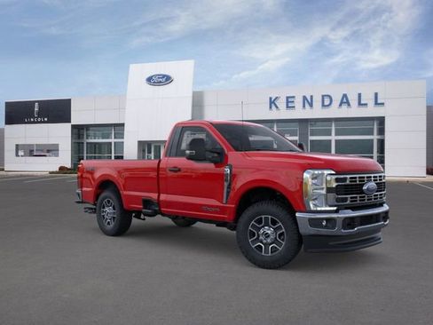 New 2025 Ford F250 XLT w/ FX4 Off-Road Package image 7