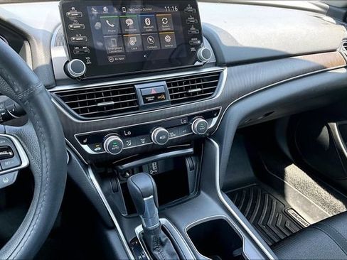 Used 2020 Honda Accord EX image 15