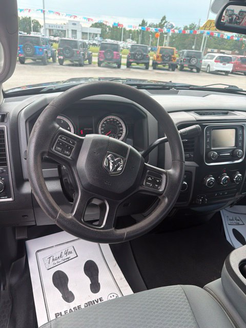 Used 2016 RAM 2500 Tradesman w/ Chrome Appearance Group AWD/4WD image 12