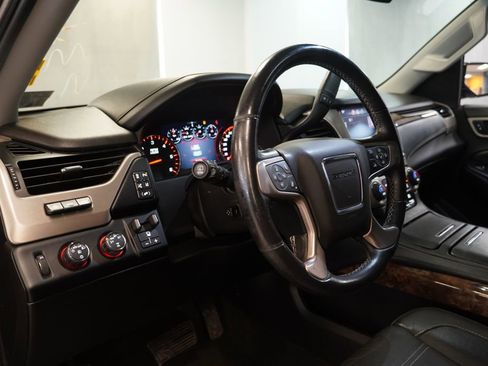 Used 2015 GMC Yukon Denali w/ Touring Package image 7