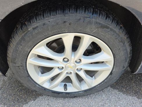 Used 2017 Chevrolet Malibu LT w/ Leather Package image 14