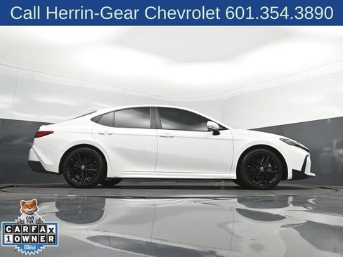 Used 2025 Toyota Camry SE w/ Multimedia Upgrade Package FWD image 43