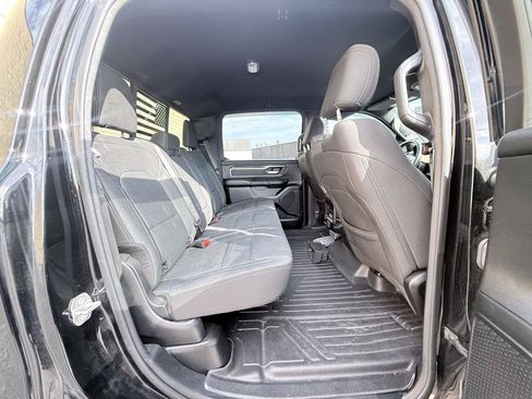 Used 2020 RAM 1500 Big Horn AWD/4WD image 12