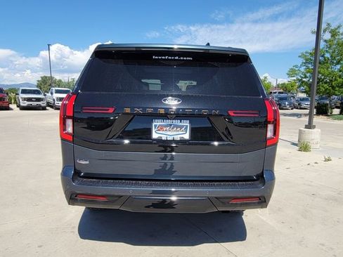 Used 2025 Ford Expedition Tremor AWD/4WD image 12
