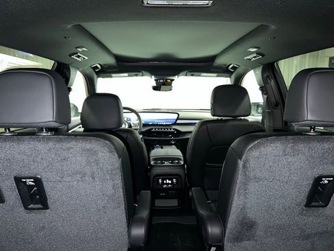 New 2026 Buick Enclave Sport Touring w/ Power Package image 38