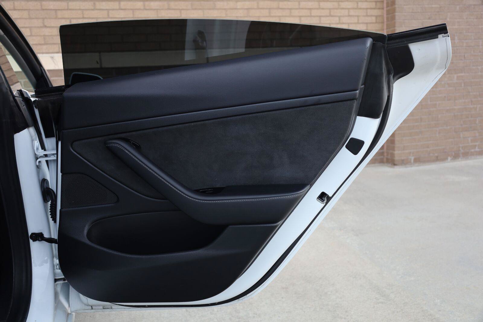 Used 2020 Tesla Model 3 Standard Range Plus RWD image 23