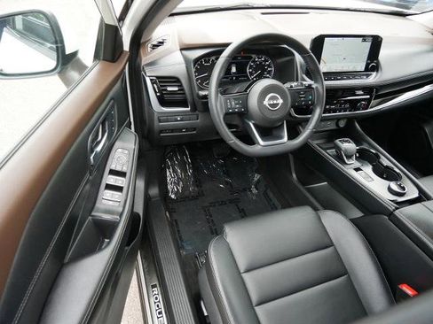Certified 2023 Nissan Rogue SL w/ SL Premium Package AWD/4WD image 10