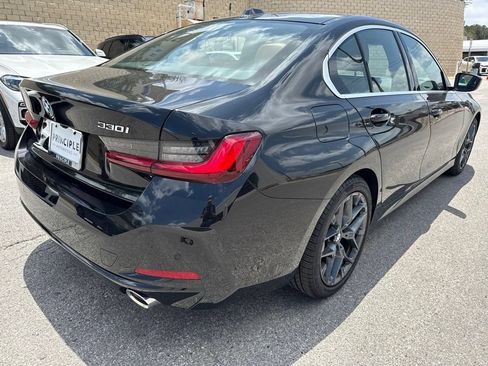 Used 2025 BMW 330i Sedan w/ Premium Package RWD image 6