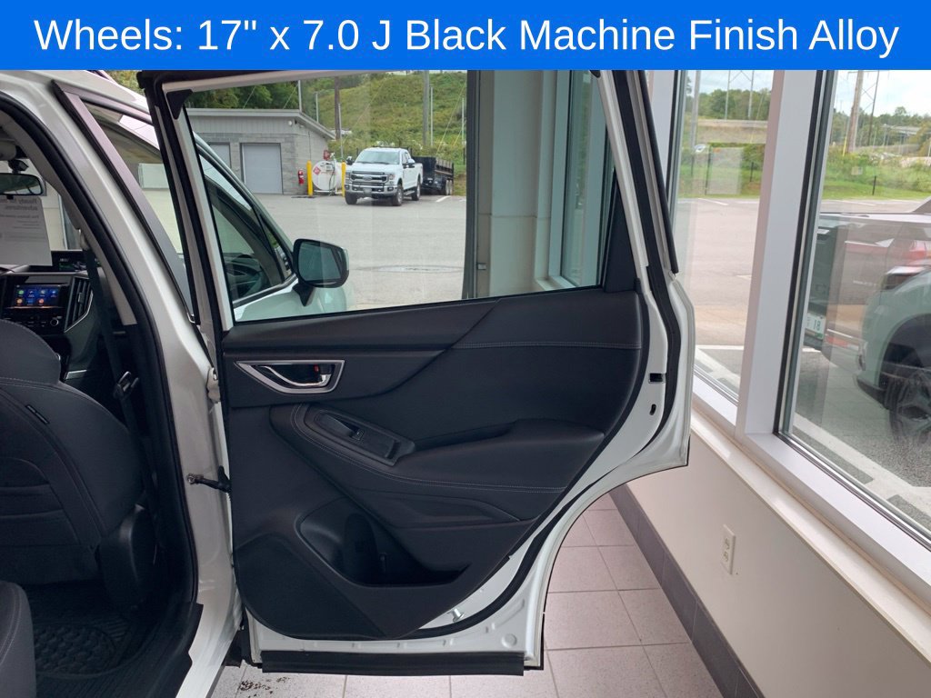 Certified 2023 Subaru Forester Premium AWD/4WD image 20