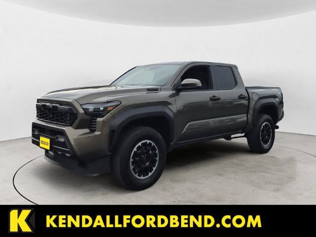 Used 2026 Toyota Tacoma TRD Off-Road w/ TRD Off Road Upgrade Package AWD/4WD image 1