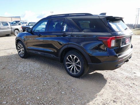 New 2026 Ford Explorer ST-Line image 6