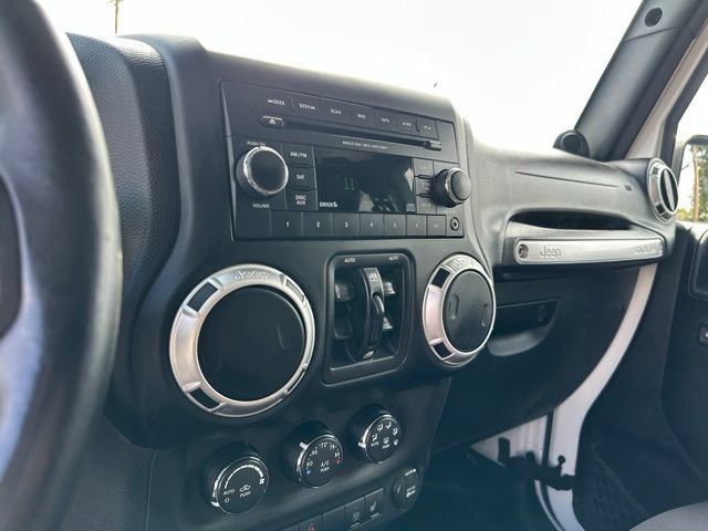 Used 2013 Jeep Wrangler Unlimited Sahara w/ Trailer Tow Group AWD/4WD image 18