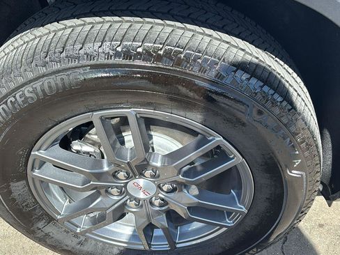 Certified 2025 GMC Acadia Elevation image 10